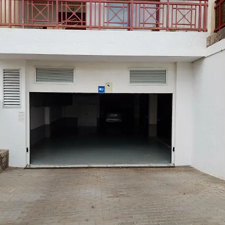 El Palm-mar. Great Terrace, Pool And Parking Apartman